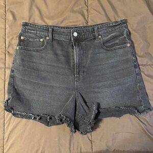 American Eagle Stretch Curvy Highest Rise 90s Boyfriend Denim Short